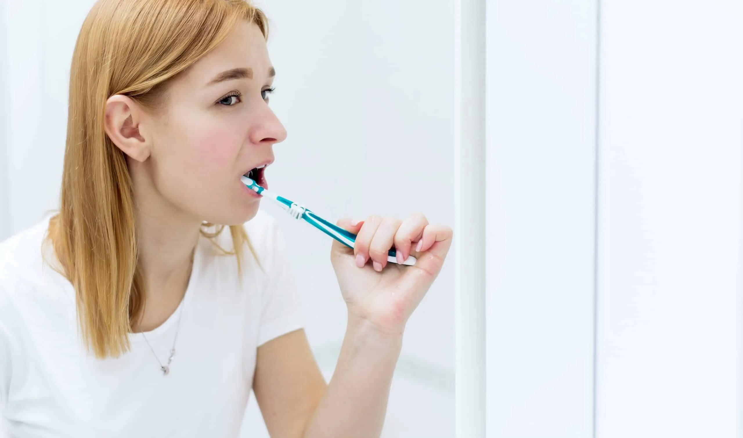 How to Properly Remove Tartar from your Teeth